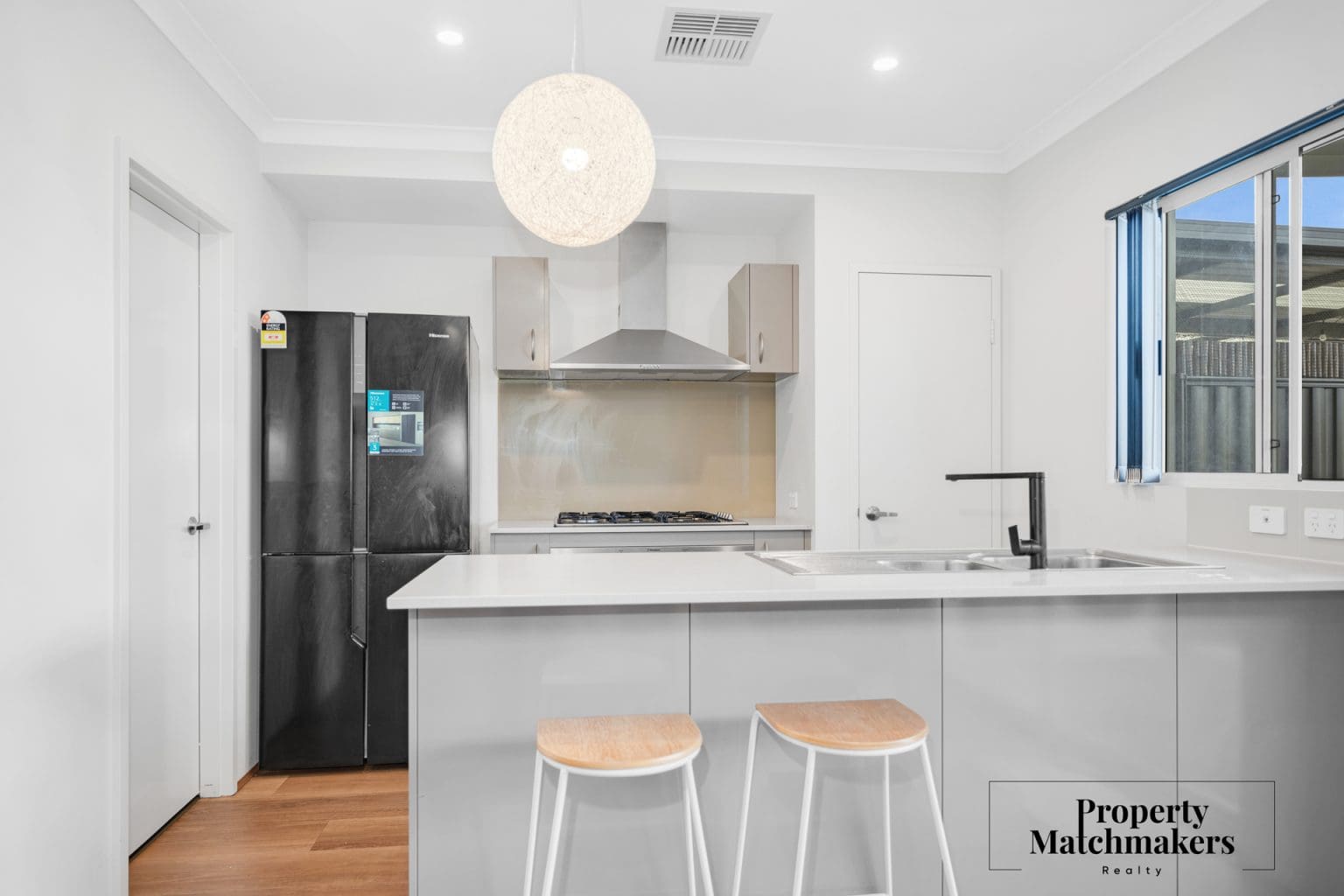 7B Fanshawe Boulevard, Piara Waters, WA 6112 AUS