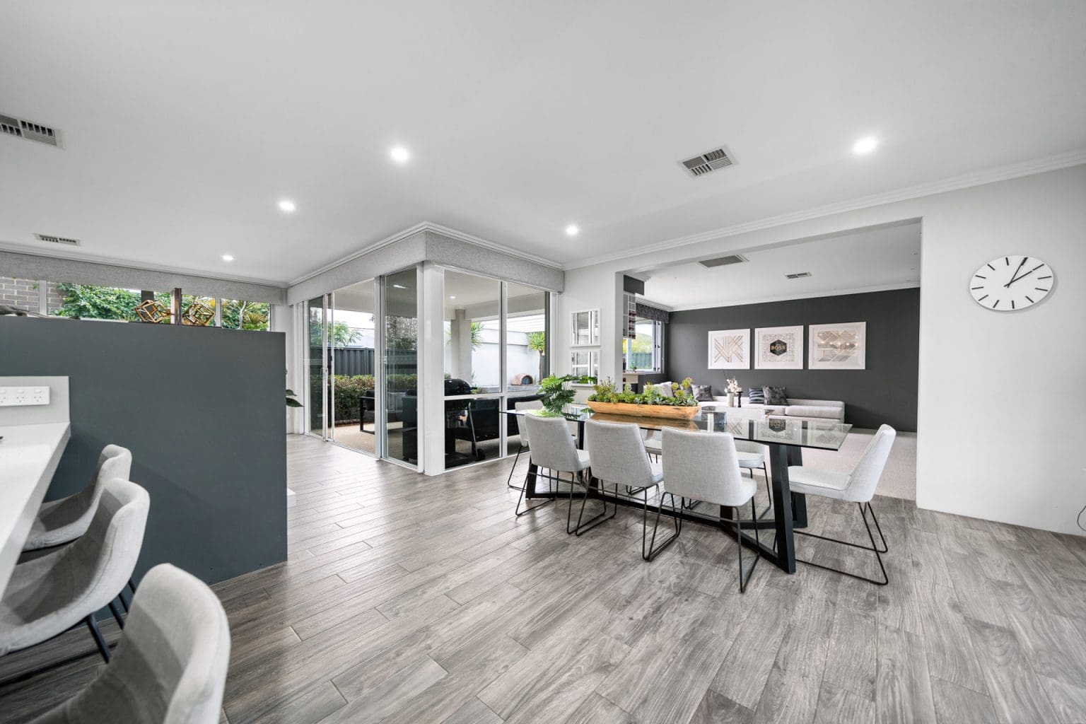 16 Turquoise Chase, Dayton, WA 6055 AUS