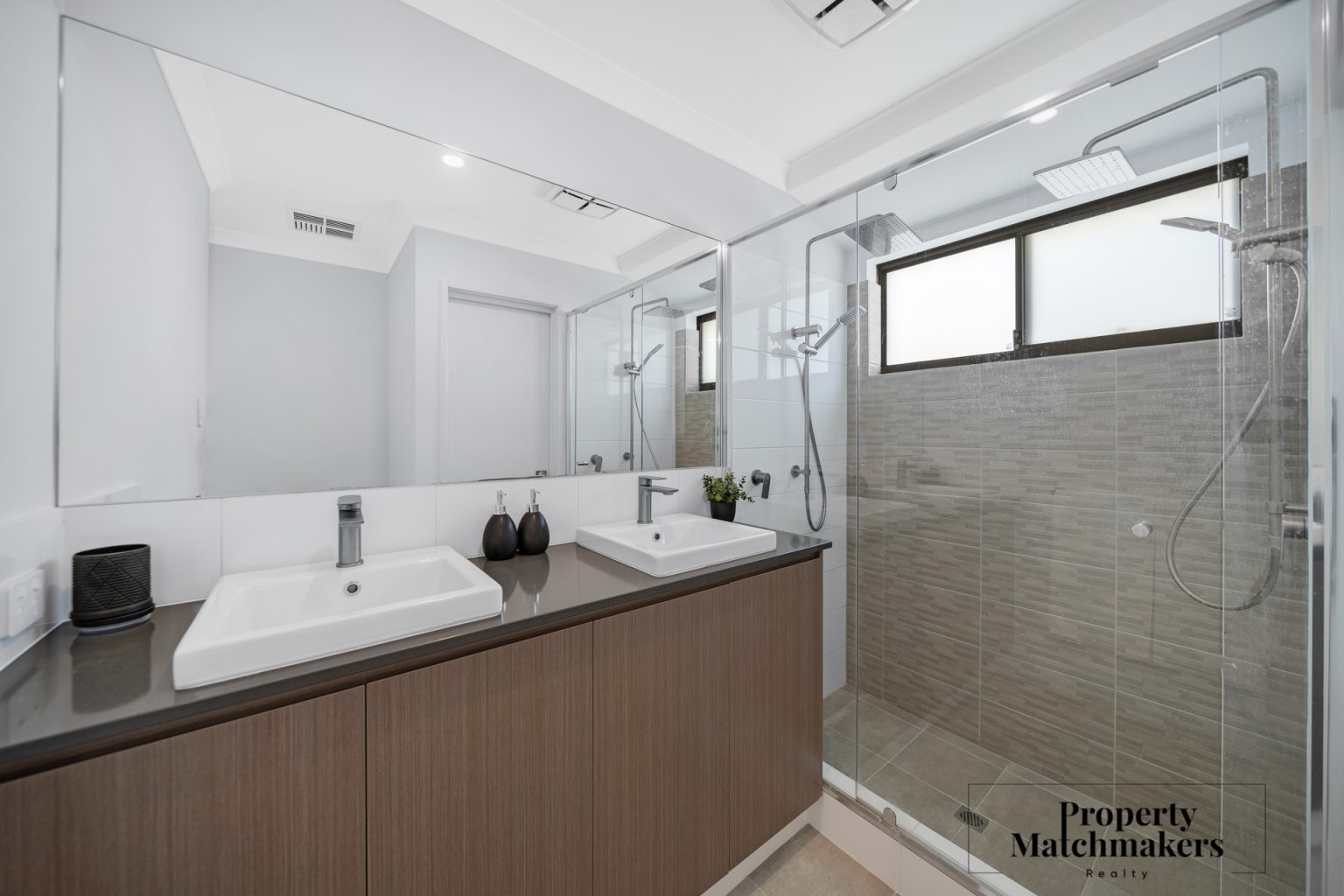 3 Crossley Road, Midvale, WA 6056 AUS