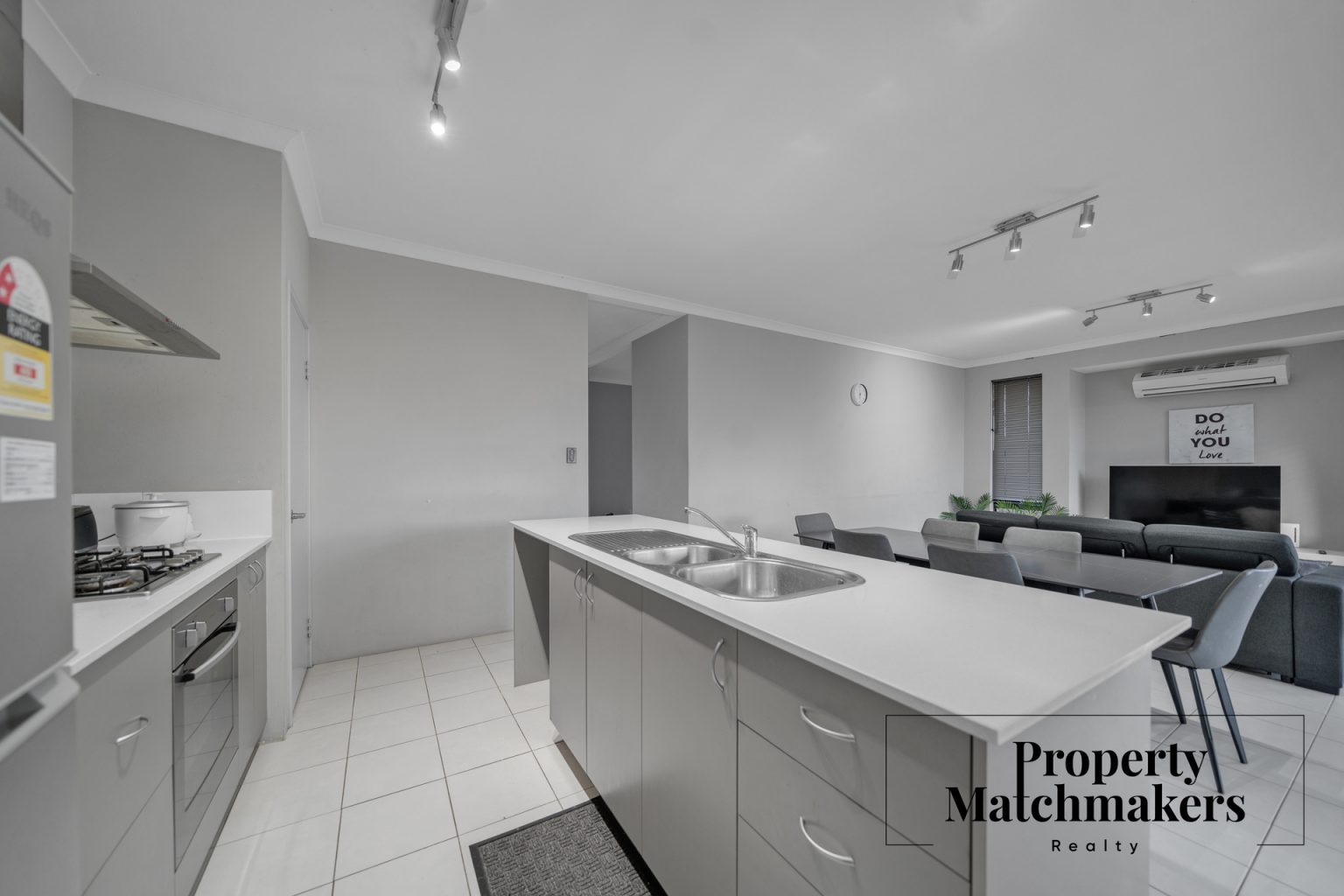 130 Elmridge Parkway, Ellenbrook, WA 6069 AUS