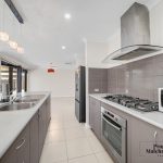 37 Pierre Bend, Ellenbrook, WA 6069 AUS