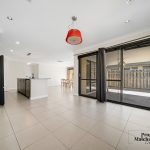 37 Pierre Bend, Ellenbrook, WA 6069 AUS