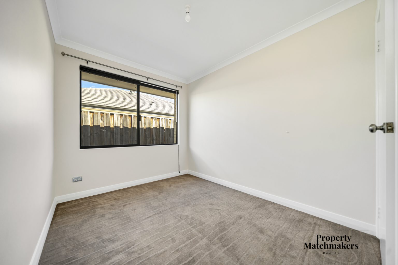 37 Pierre Bend, Ellenbrook, WA 6069 AUS