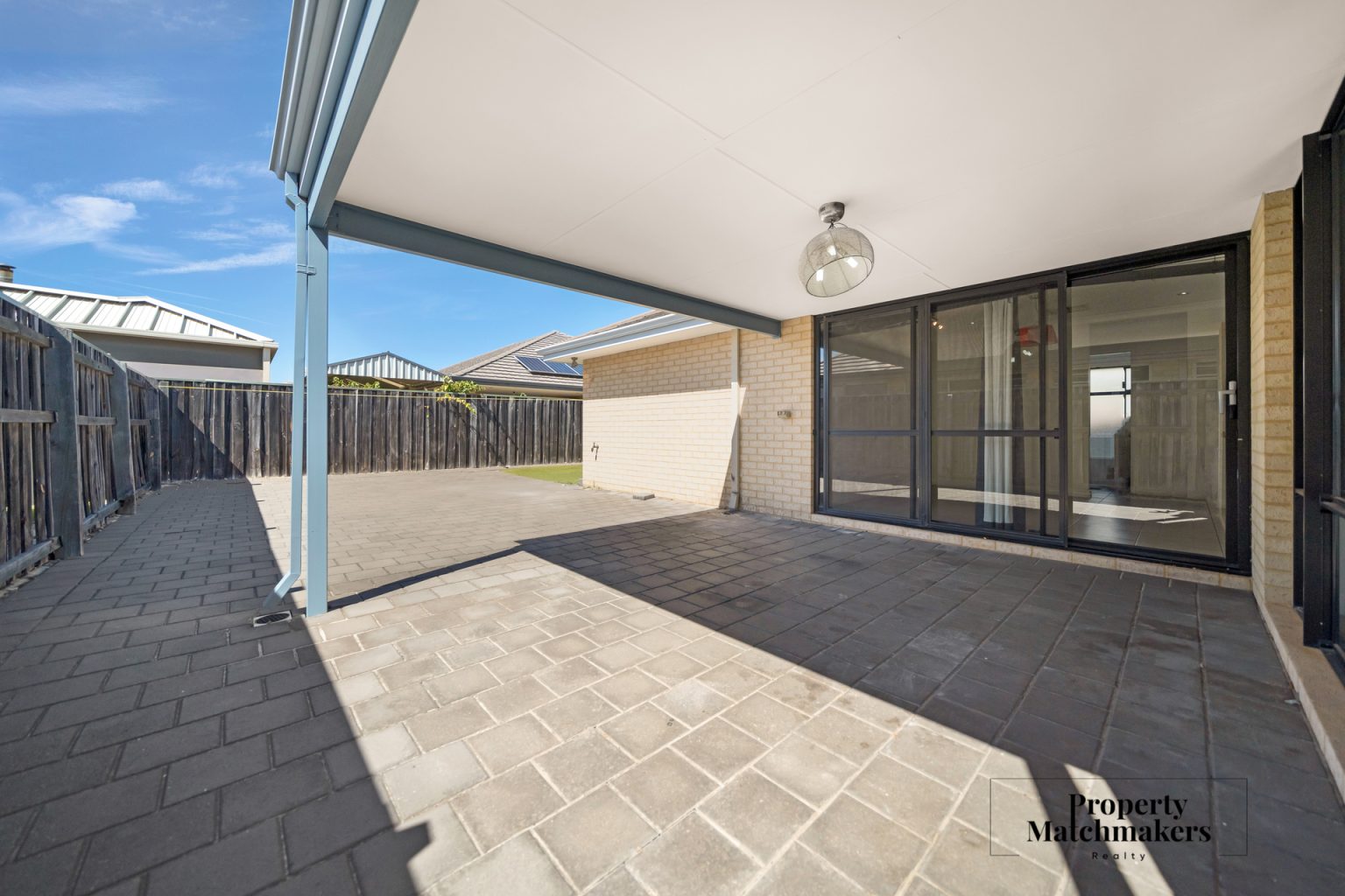 37 Pierre Bend, Ellenbrook, WA 6069 AUS