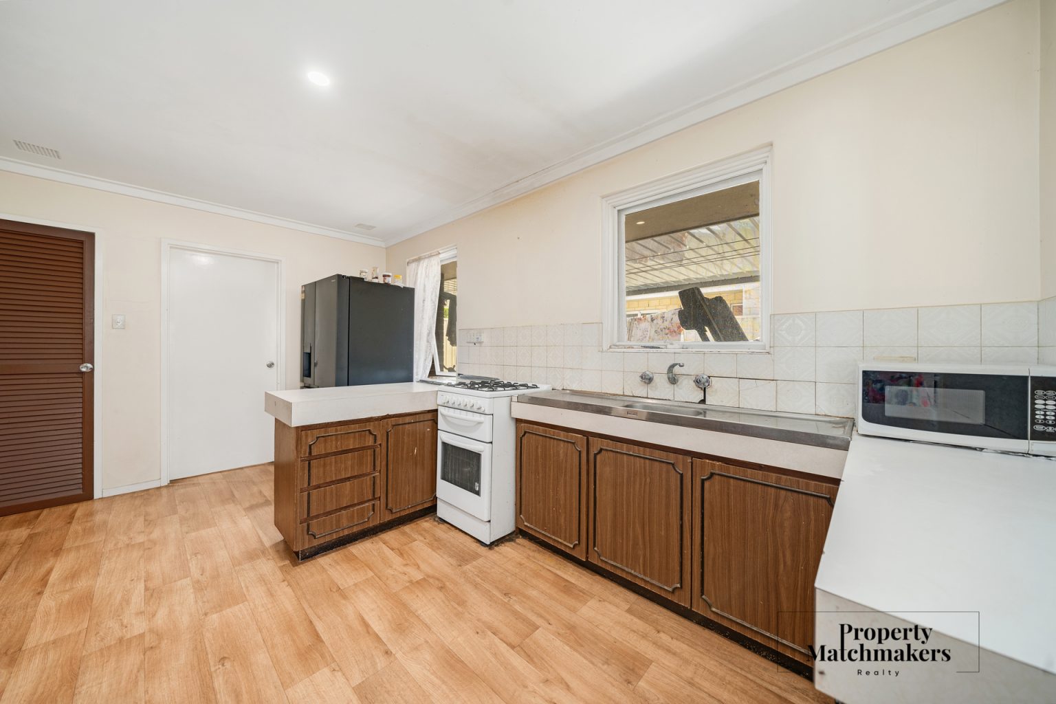 31 Morley East Drive, Morley, WA 6062 AUS