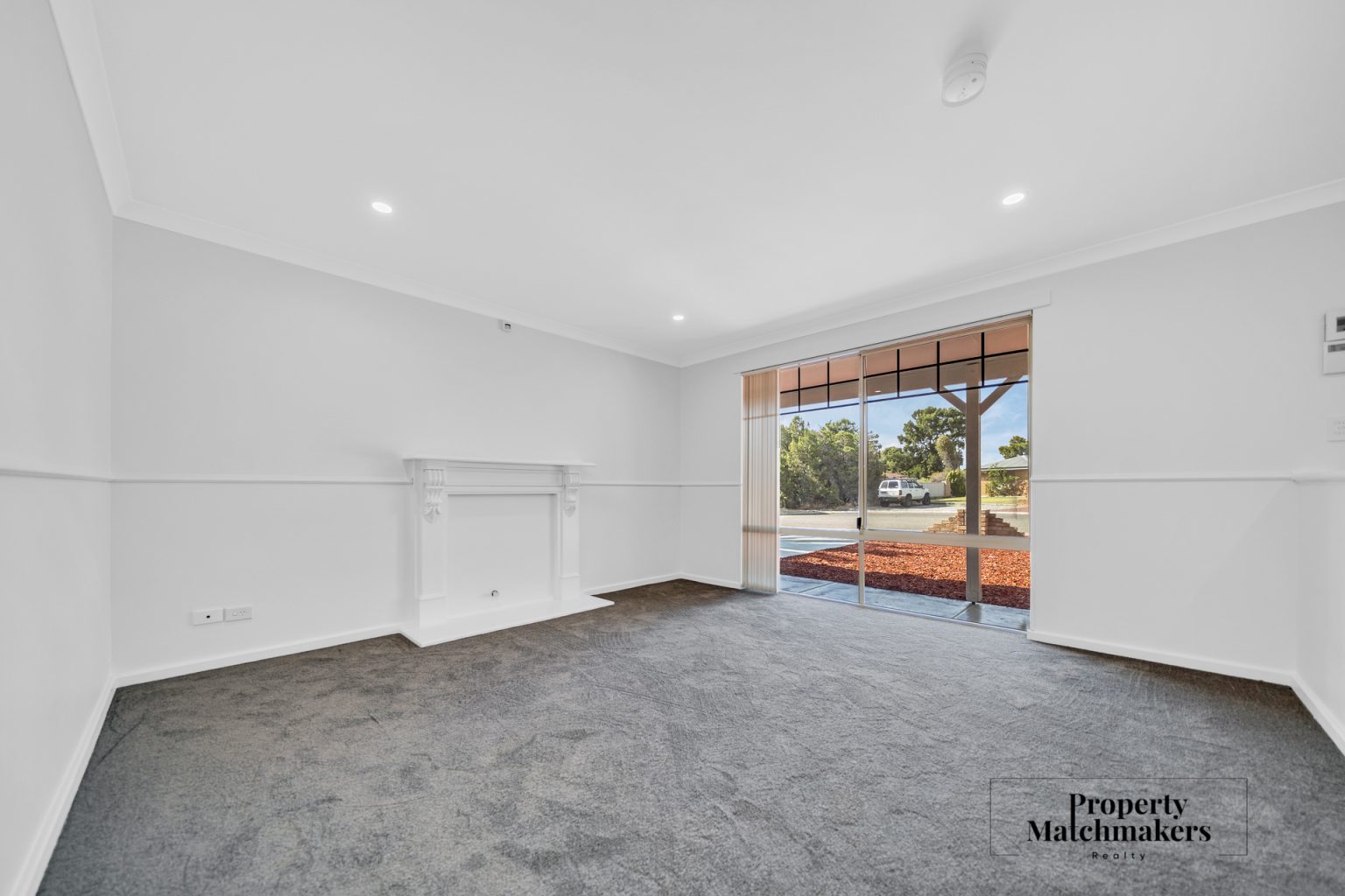 3 Elmwood Court, Marangaroo, WA 6064 AUS