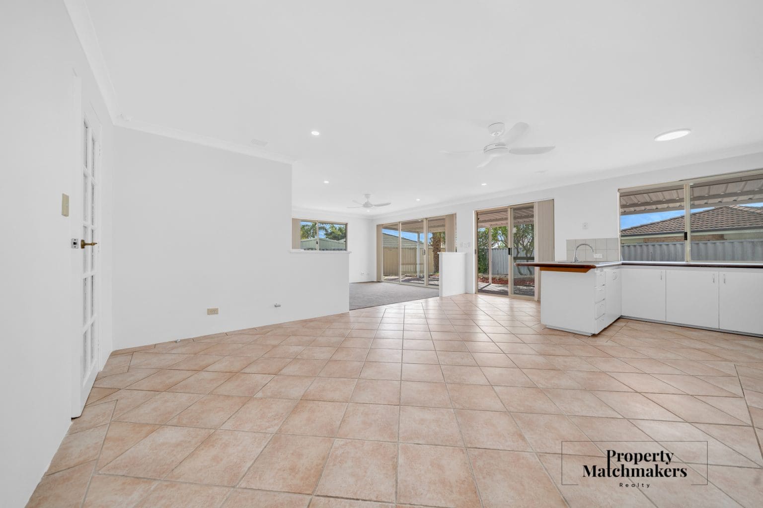 3 Elmwood Court, Marangaroo, WA 6064 AUS