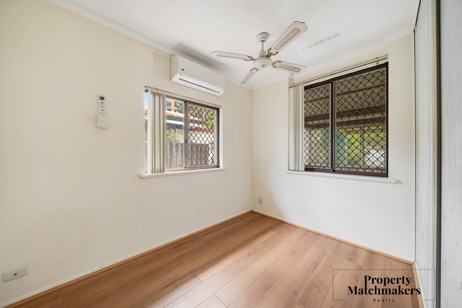 11 Spelhurst Terrace, Thornlie, WA 6108 AUS