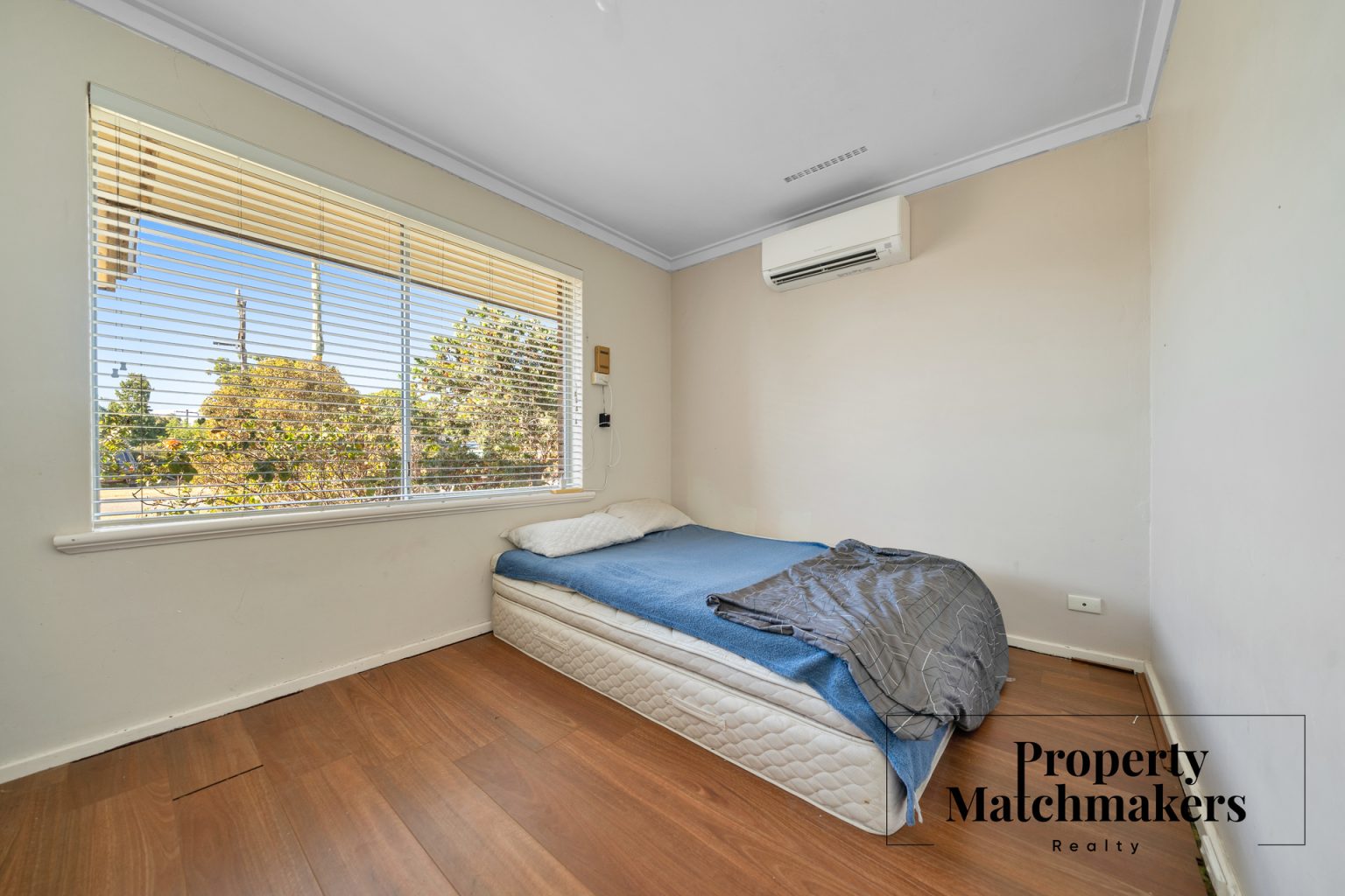 42 Bishop Road, Middle Swan, WA 6056 AUS