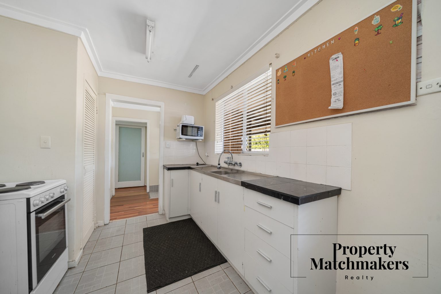 42 Bishop Road, Middle Swan, WA 6056 AUS