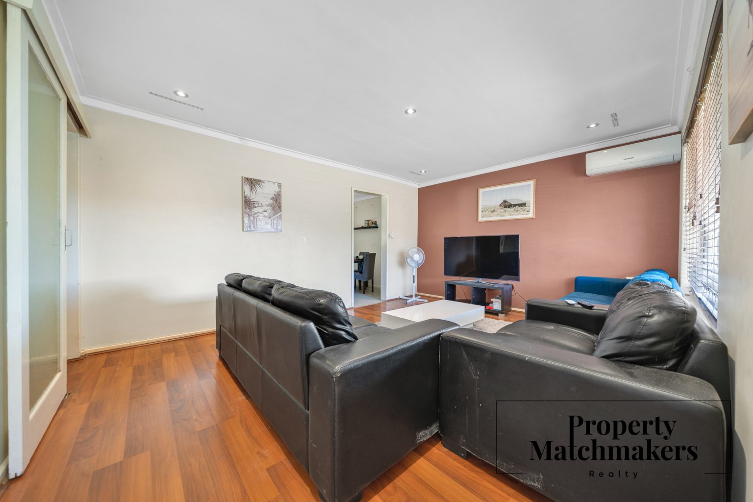 42 Bishop Road, Middle Swan, WA 6056 AUS