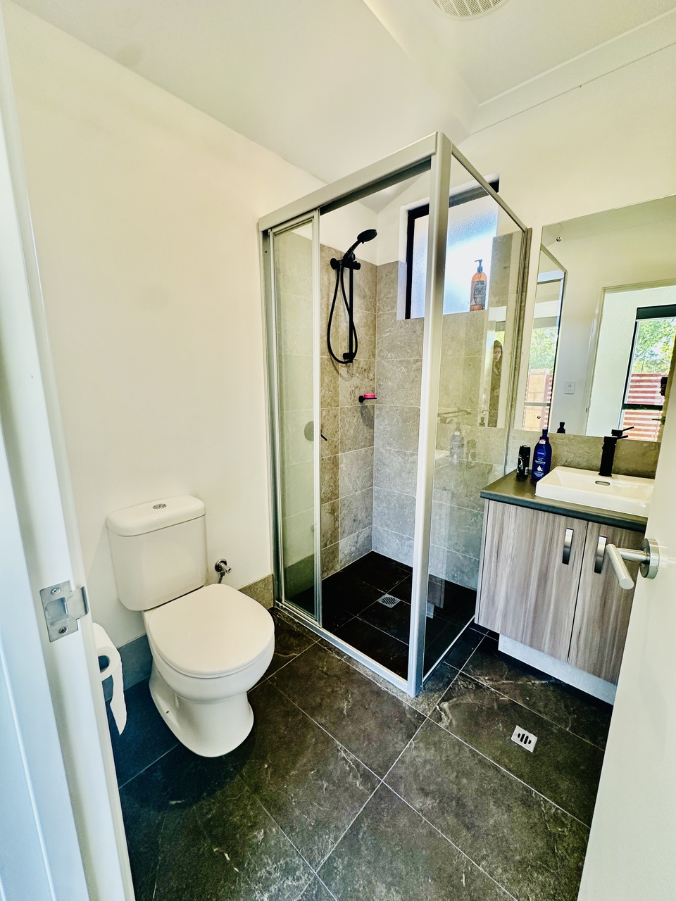 11/1 Balfour Road, Swan View, WA 6056 AUS