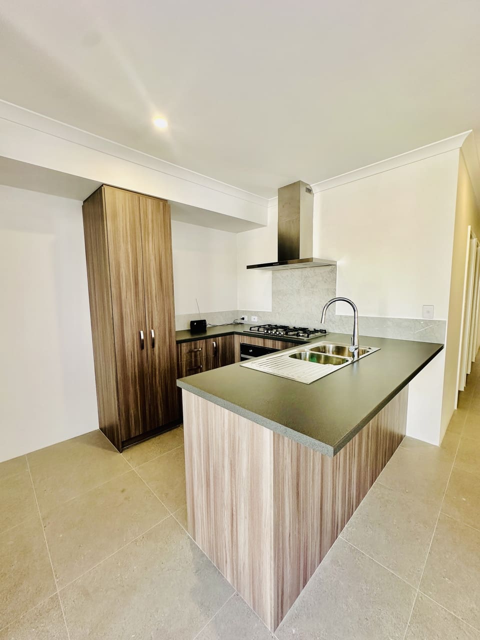 11/1 Balfour Road, Swan View, WA 6056 AUS