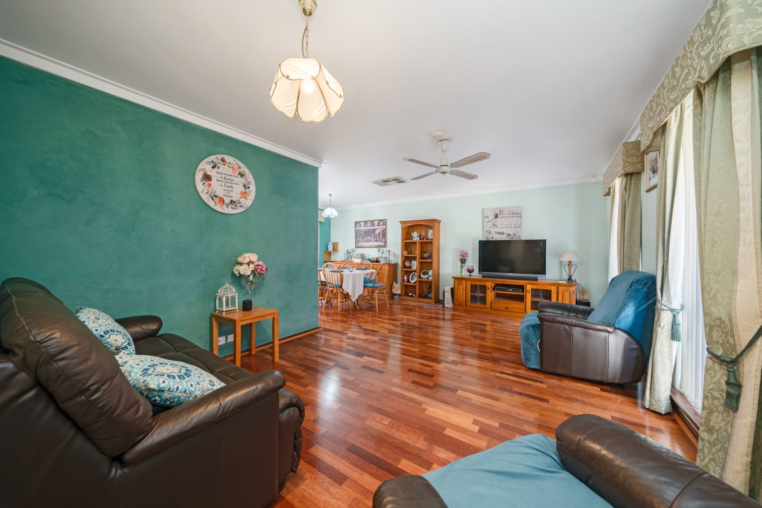 5 Redgum Way, Morley, WA 6062 AUS