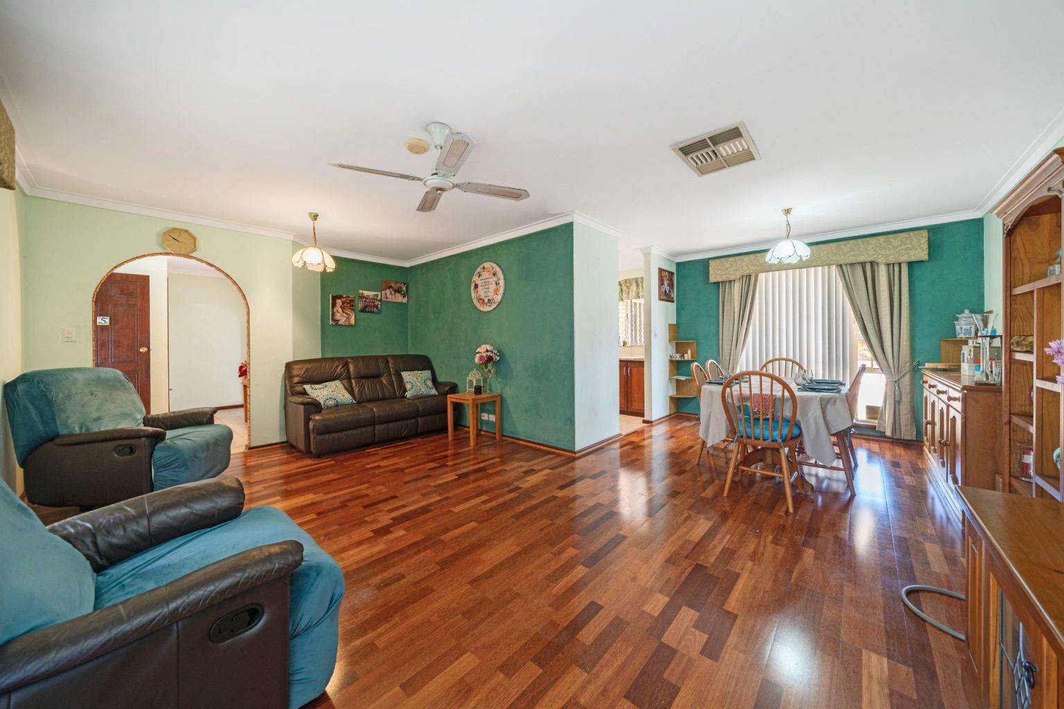 5 Redgum Way, Morley, WA 6062 AUS