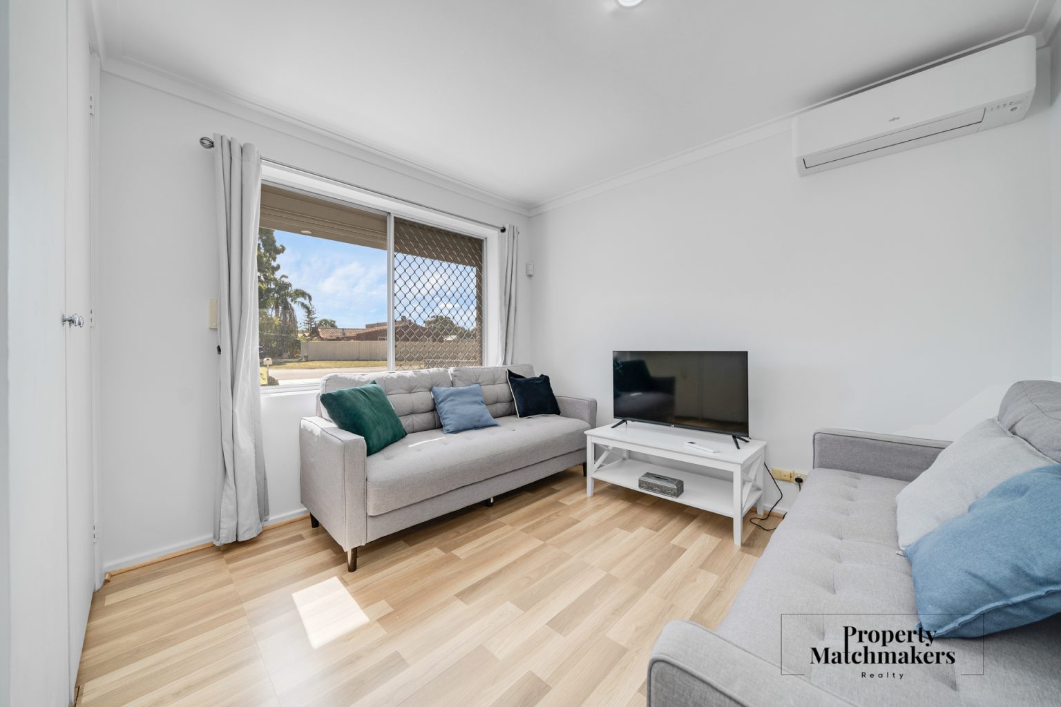 9 Rennison Street, Beckenham, WA 6107 AUS