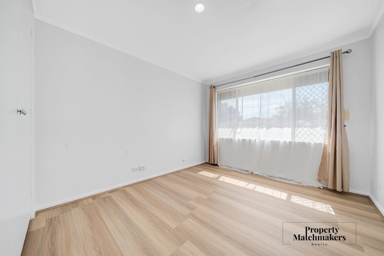 9 Rennison Street, Beckenham, WA 6107 AUS