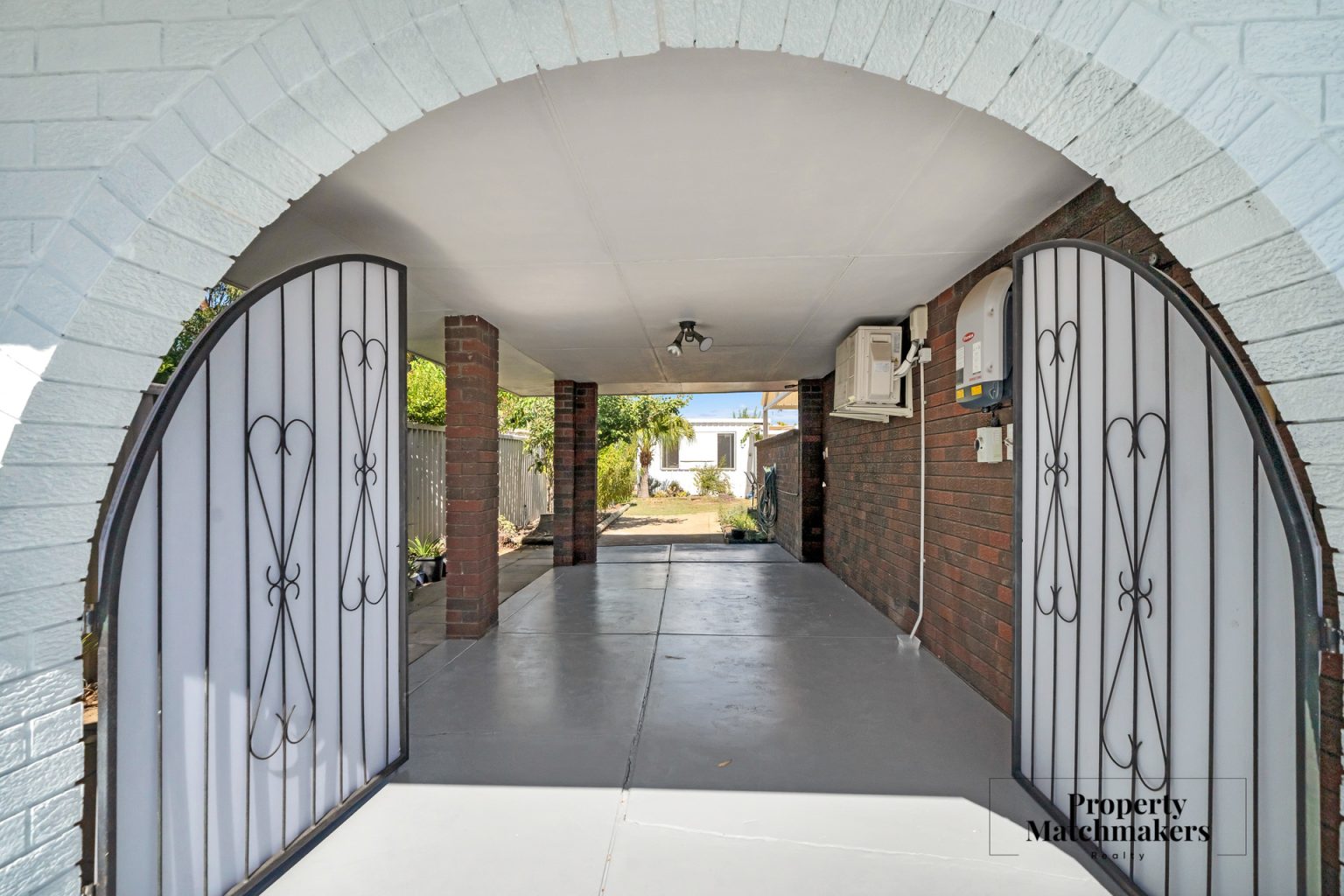 9 Rennison Street, Beckenham, WA 6107 AUS