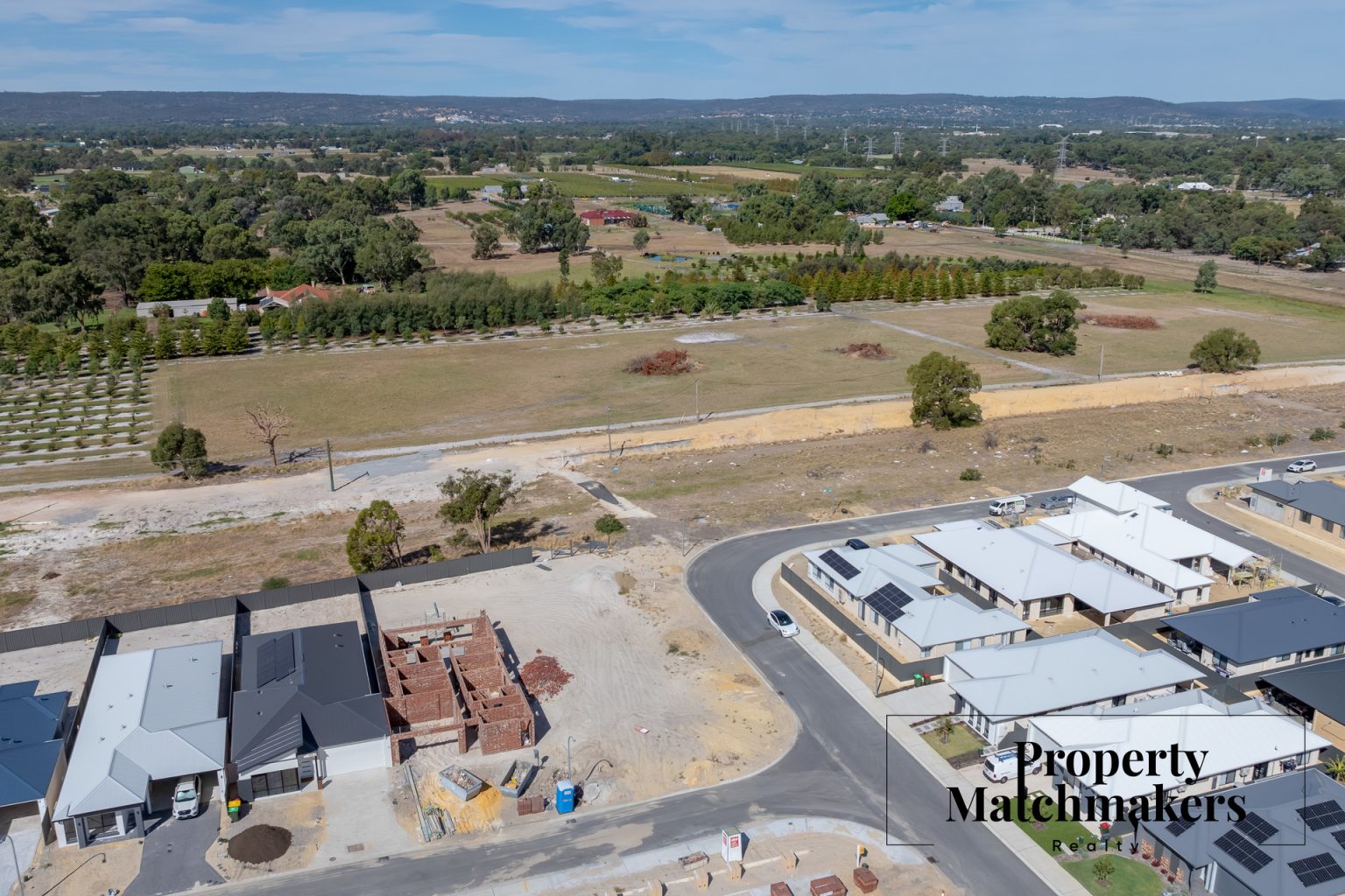 2 Cheshire Way, Dayton, WA 6055 AUS