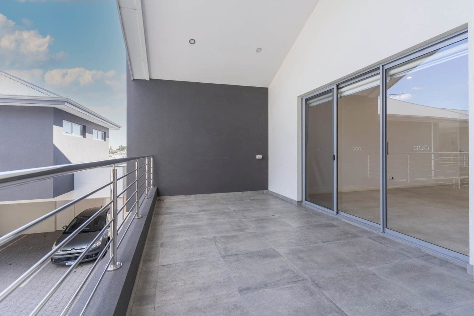 8/2 Croesus Street, Morley, WA 6062 AUS