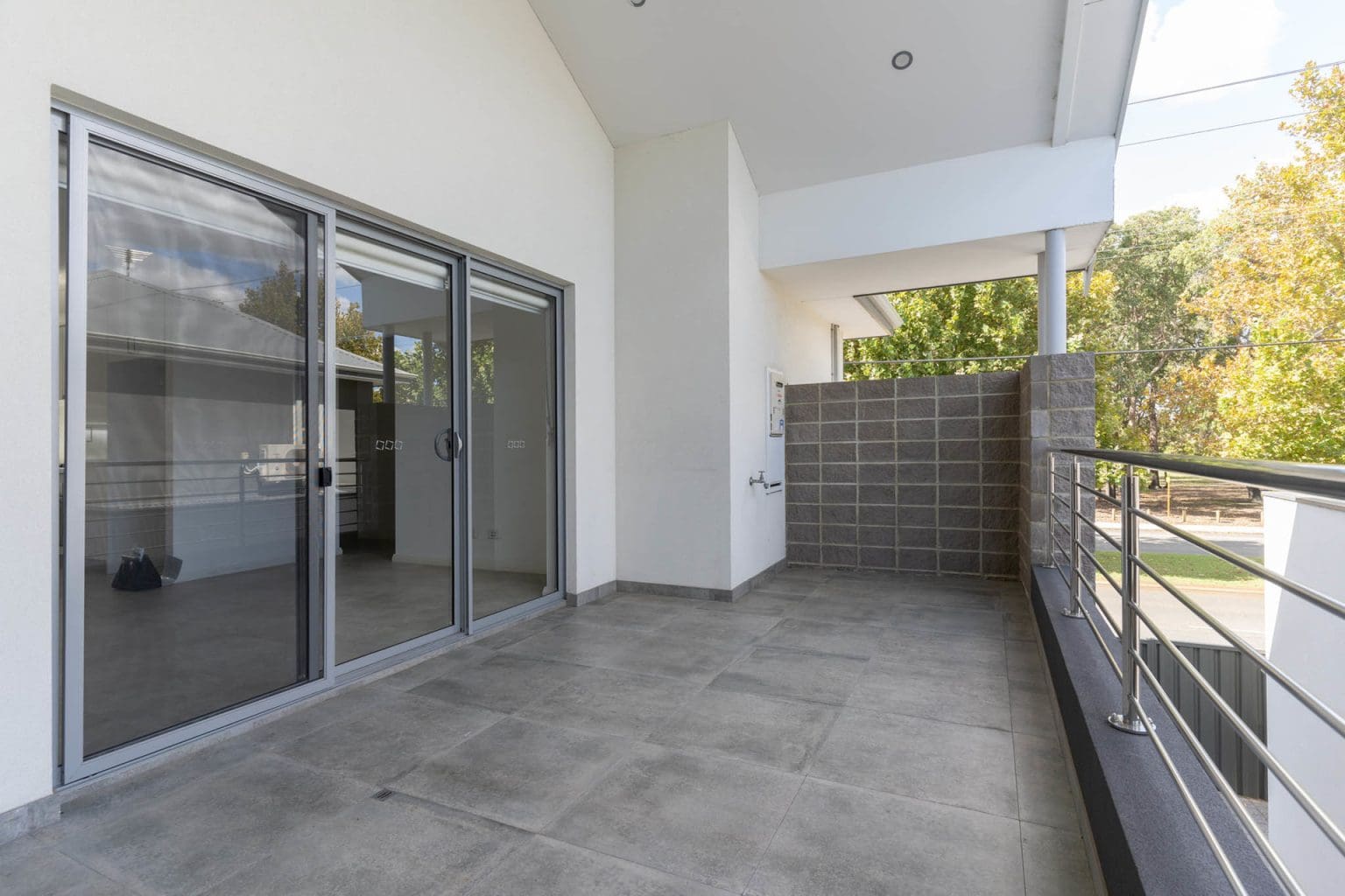 8/2 Croesus Street, Morley, WA 6062 AUS