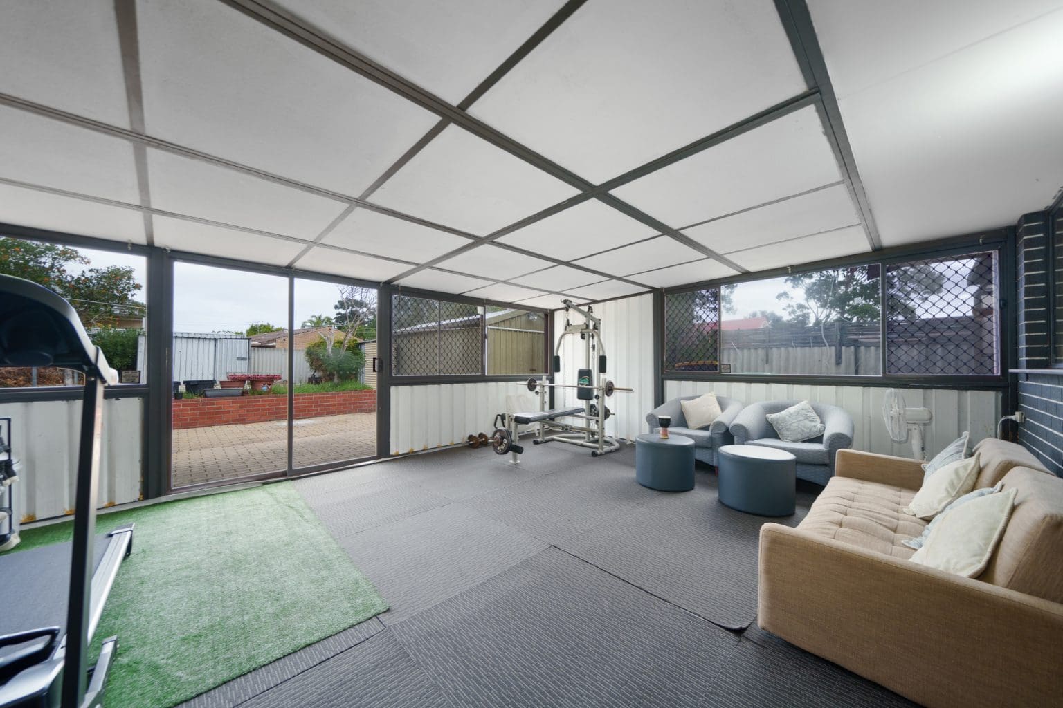 264 Marangaroo Drive, Girrawheen, WA 6064 AUS