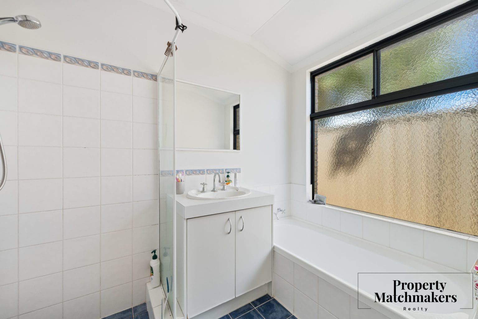 24 Greenland Boulevard, Canning Vale, WA 6155 AUS