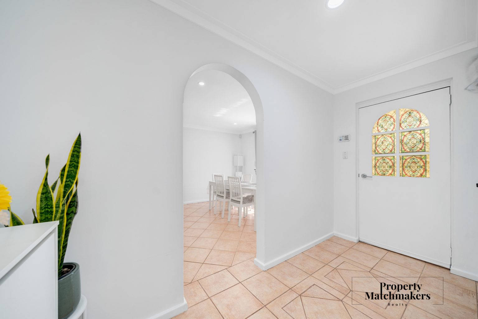 9 Rennison Street, Beckenham, WA 6107 AUS