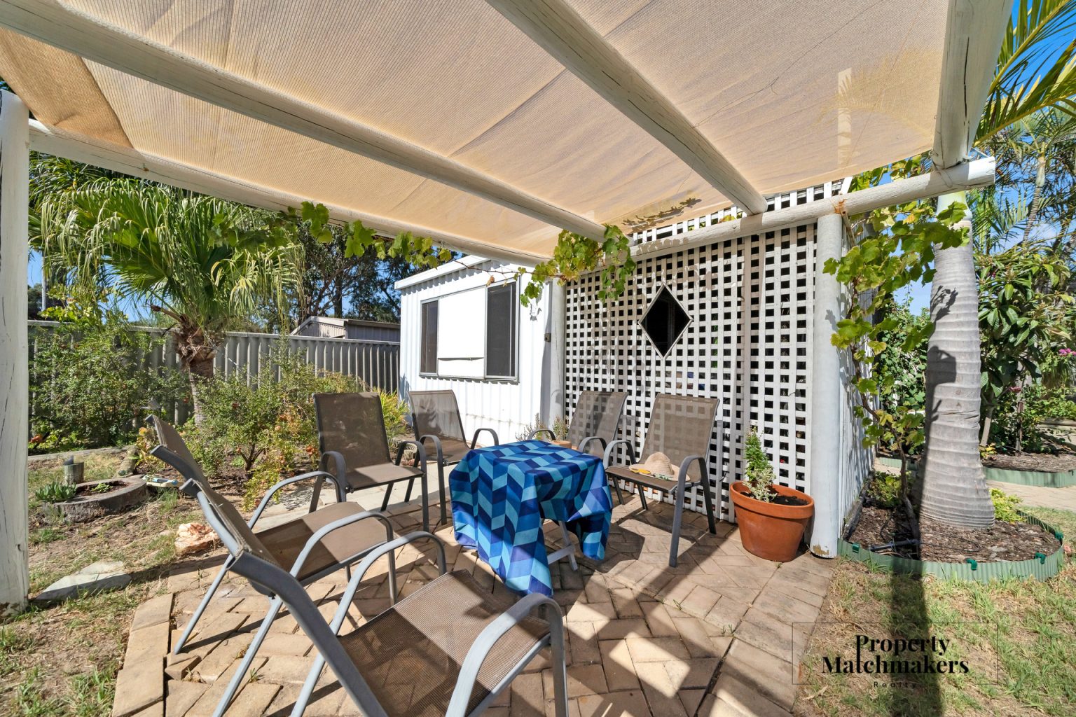 9 Rennison Street, Beckenham, WA 6107 AUS