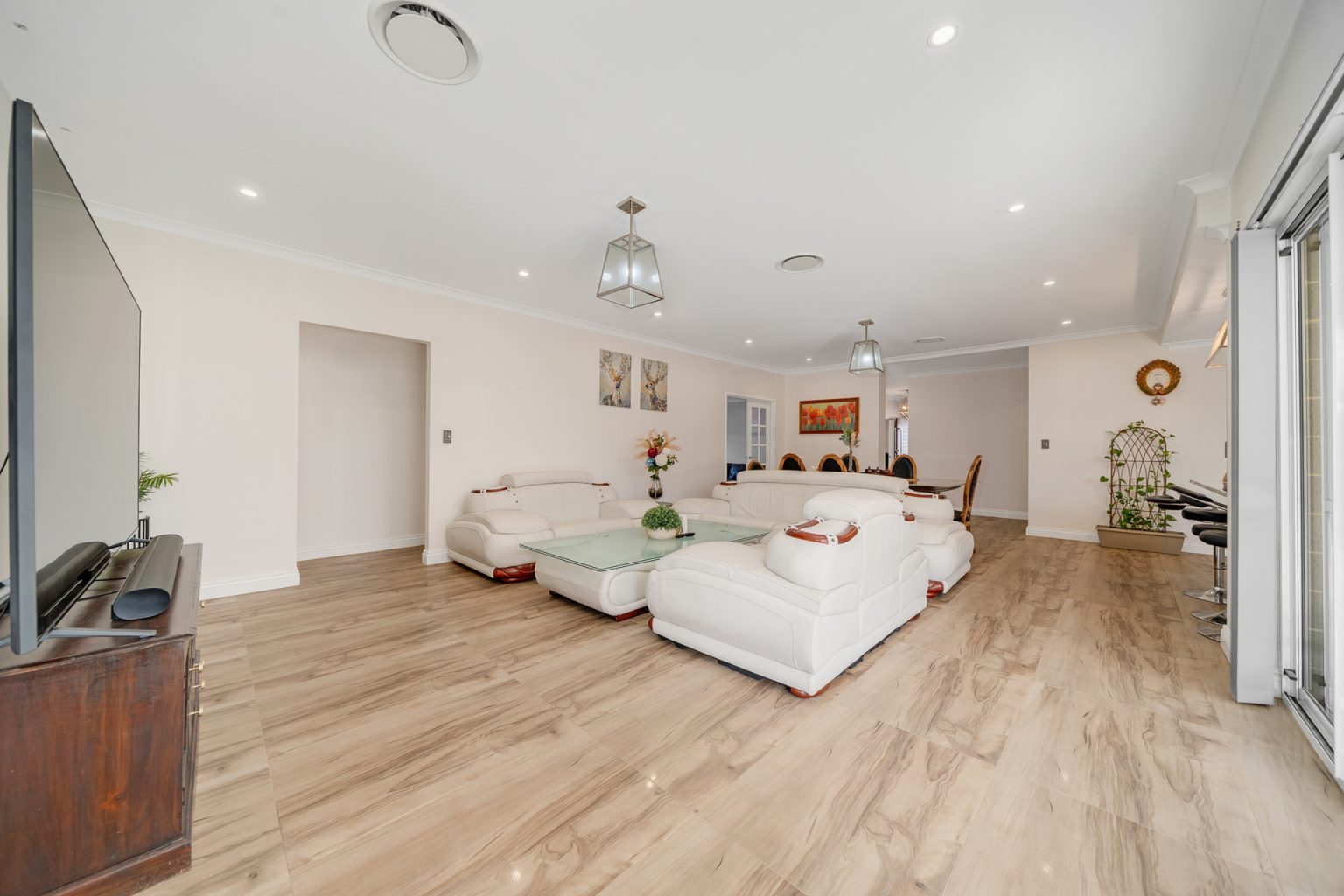 21 Dorset Street, Haynes, WA 6112 AUS