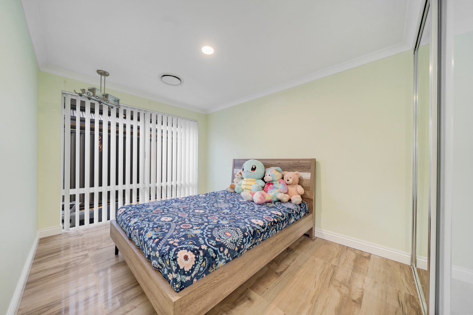 21 Dorset Street, Haynes, WA 6112 AUS