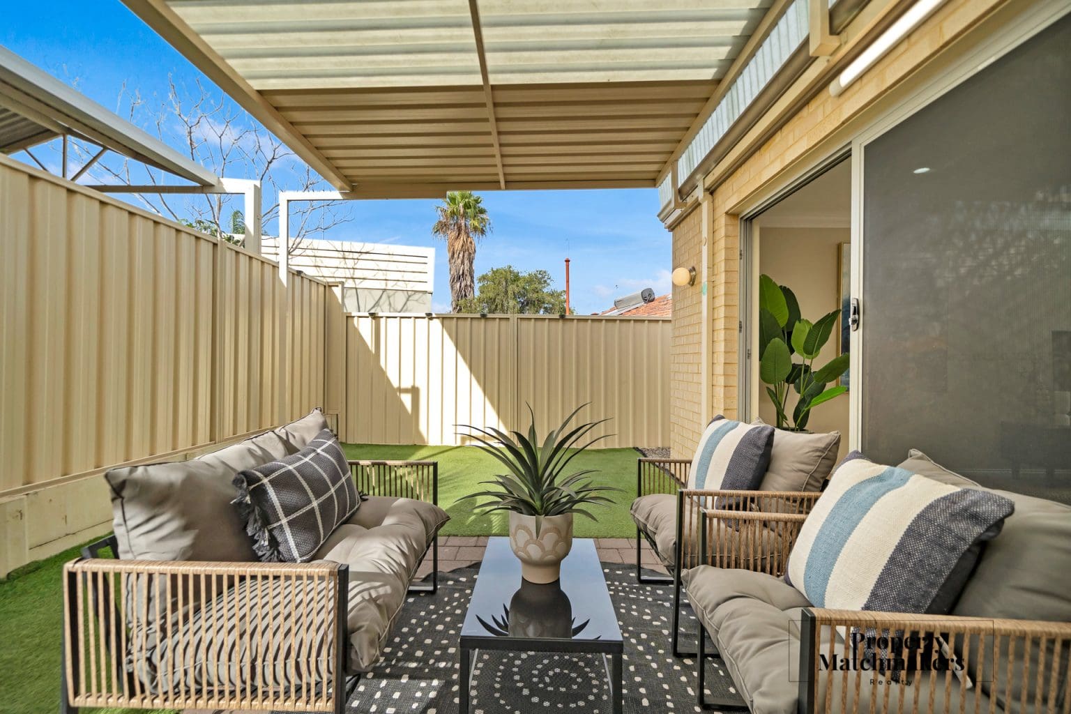 2B Playden Way, Balga, WA 6061 AUS