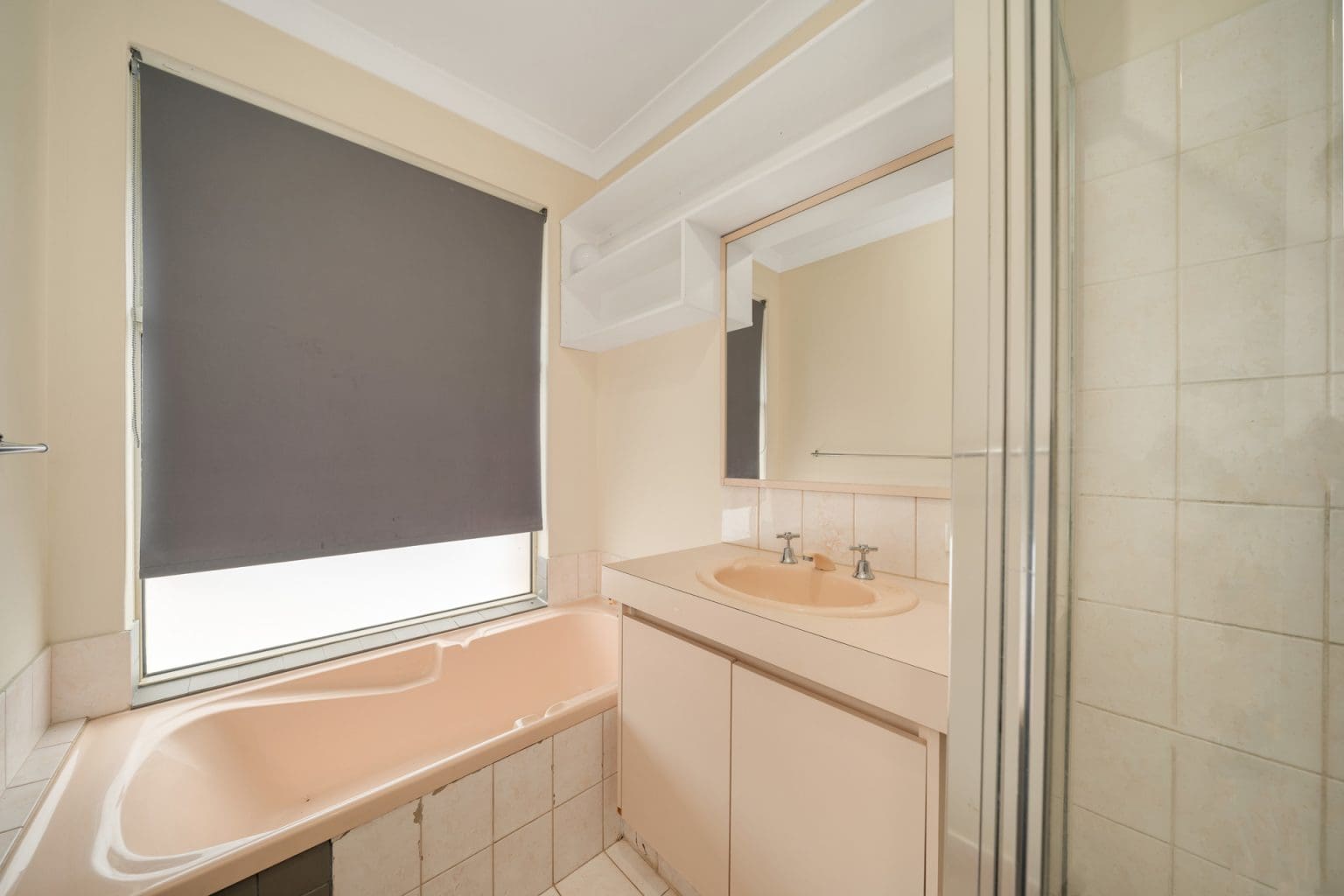 18 River Bank Drive, Gosnells, WA 6110 AUS