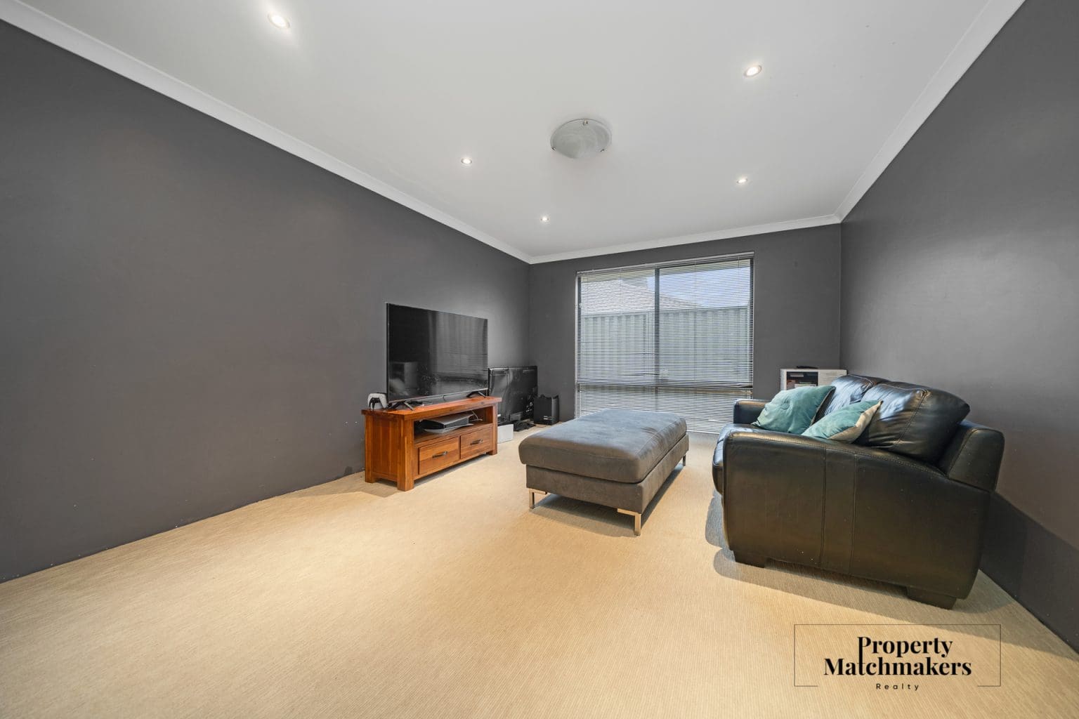 3 Dryden Crescent, Aveley, WA 6069 AUS