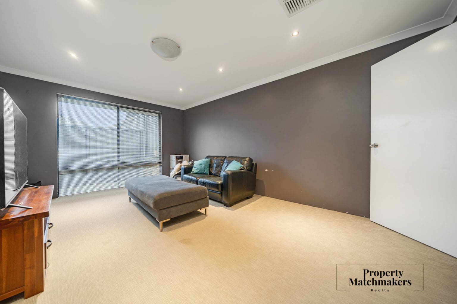 3 Dryden Crescent, Aveley, WA 6069 AUS