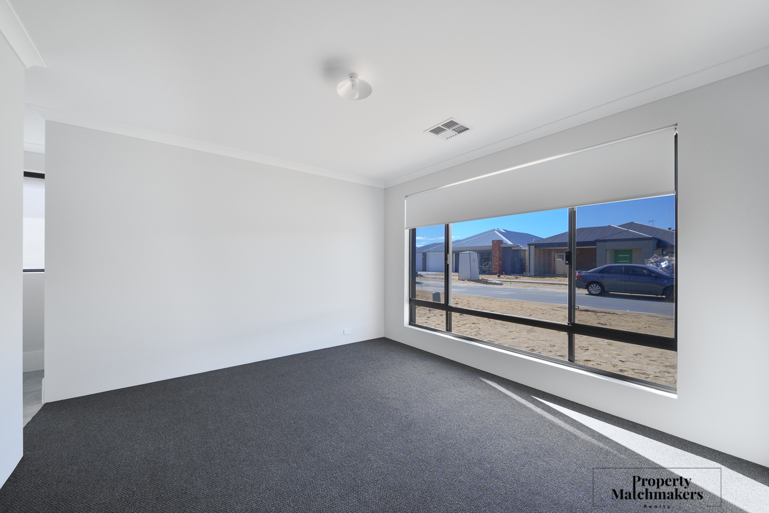 8 Jinsha Road, Hilbert, WA 6112 AUS