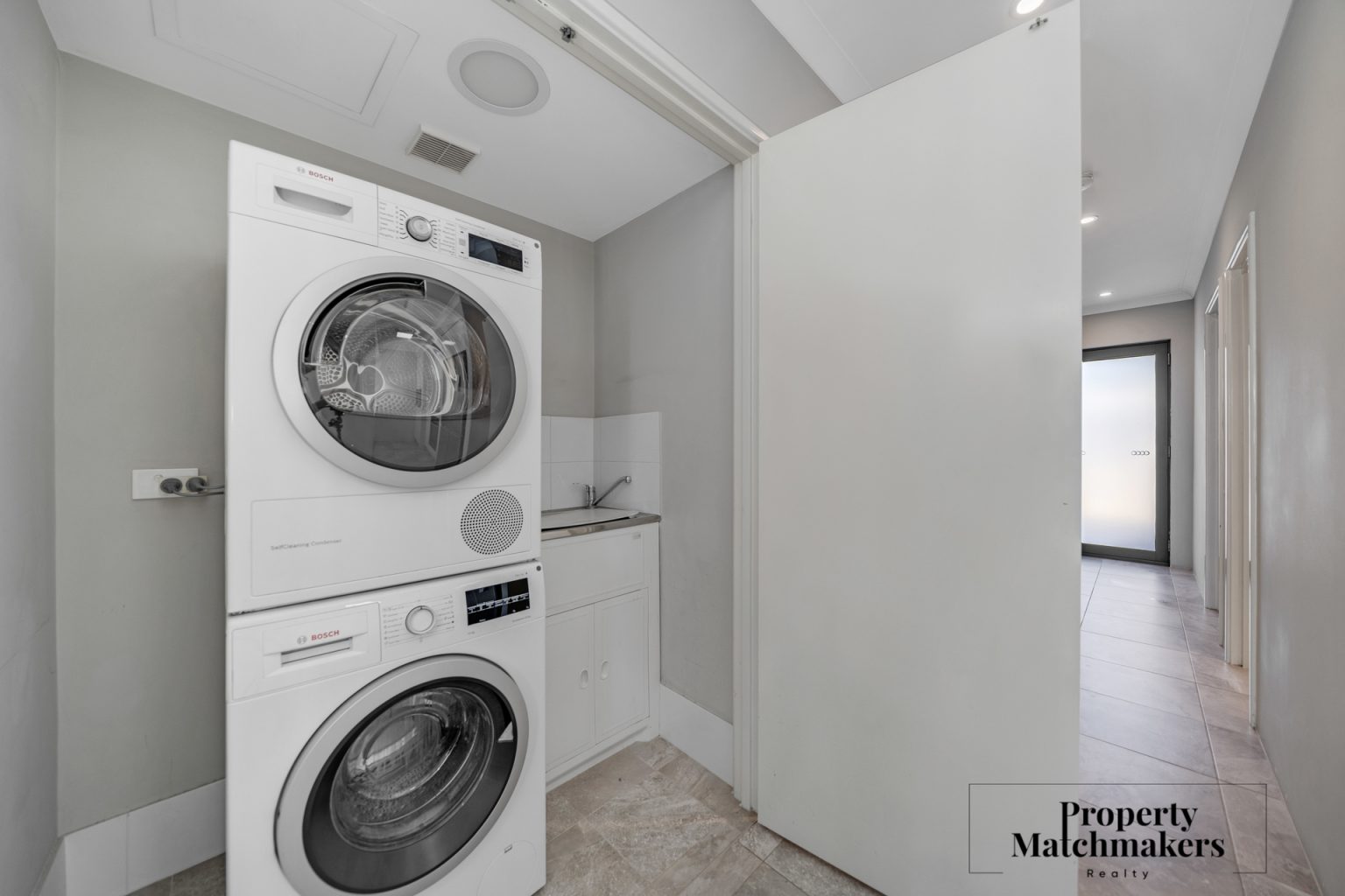 336 Egerton Drive, Aveley, WA 6069 AUS