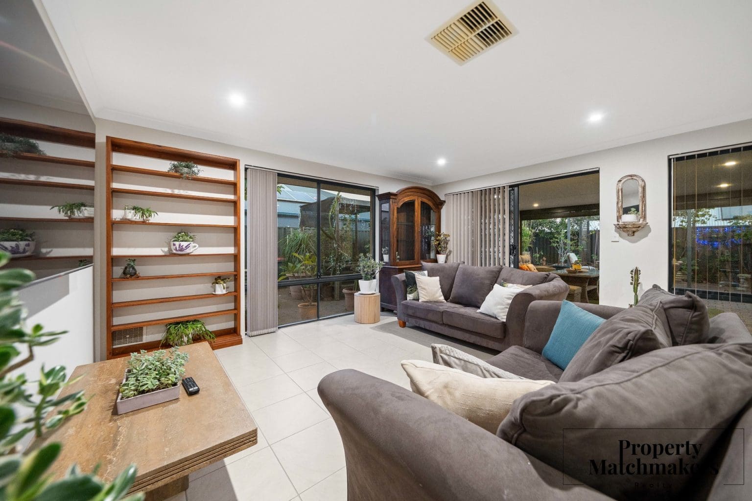 11 Heaton Road, Brabham, WA 6055 AUS