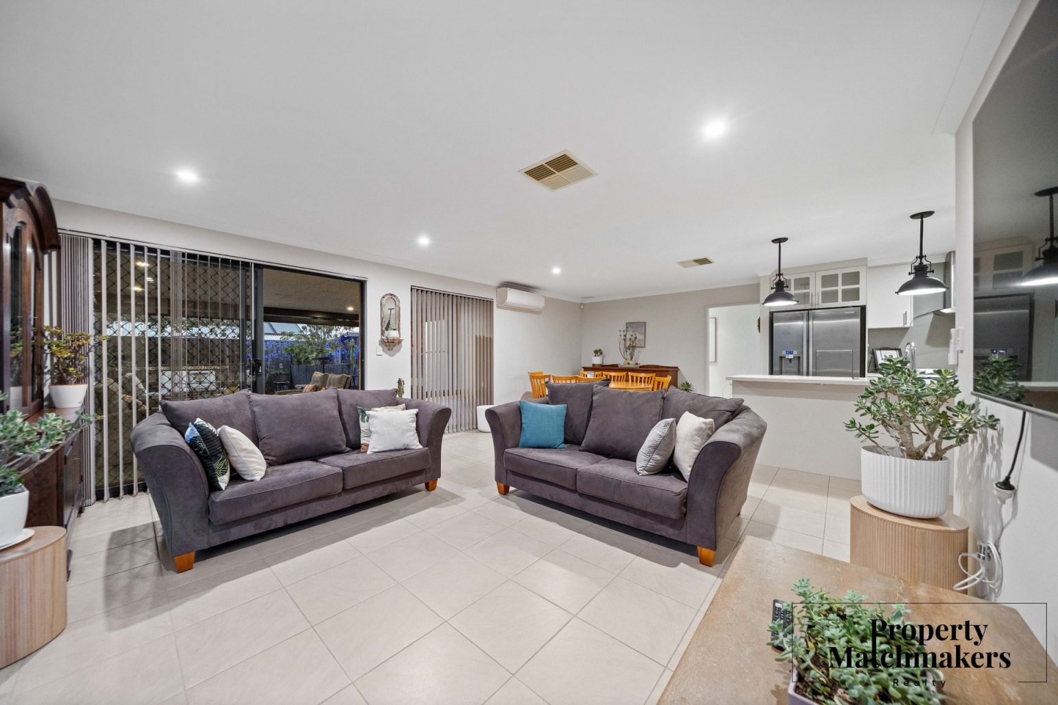 11 Heaton Road, Brabham, WA 6055 AUS
