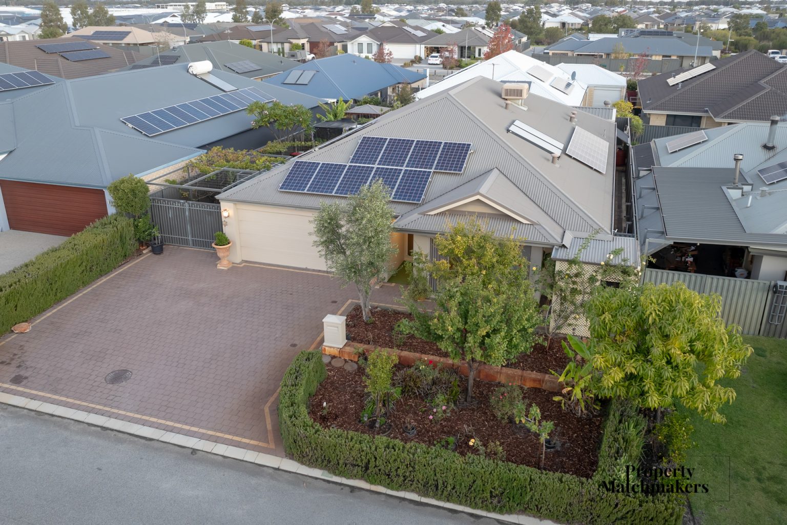 11 Heaton Road, Brabham, WA 6055 AUS