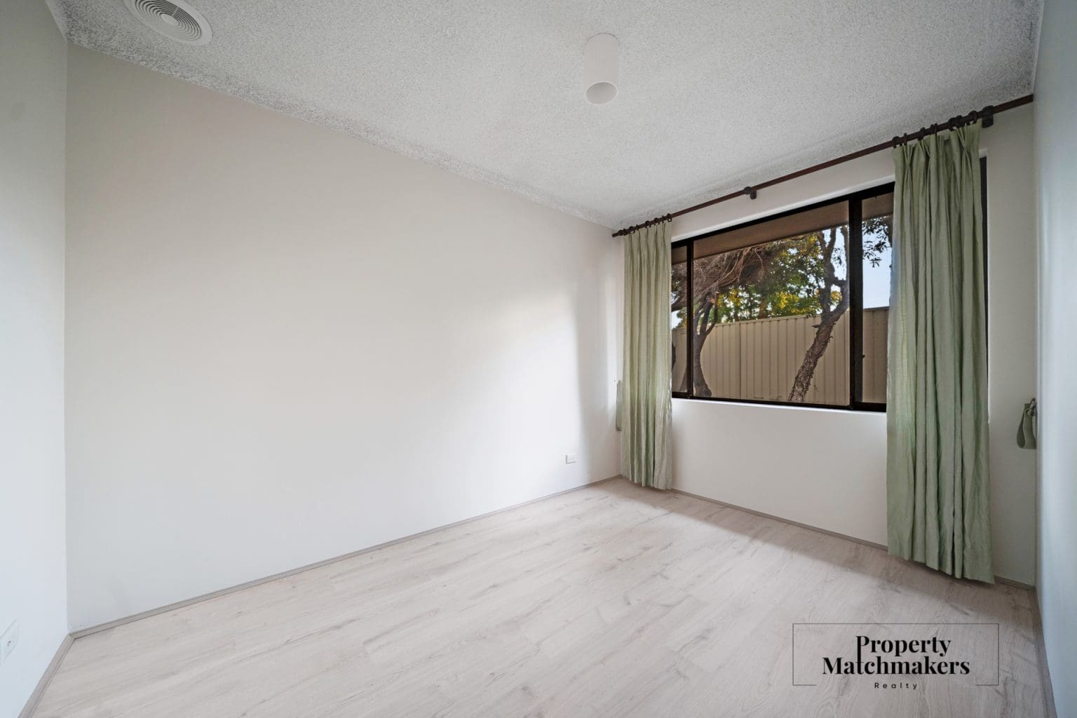 3 Myrtle Court, Morley, WA 6062 AUS