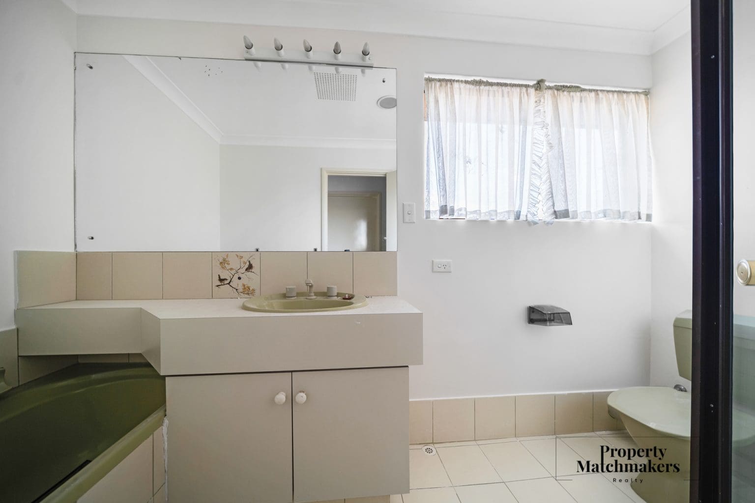 3 Myrtle Court, Morley, WA 6062 AUS