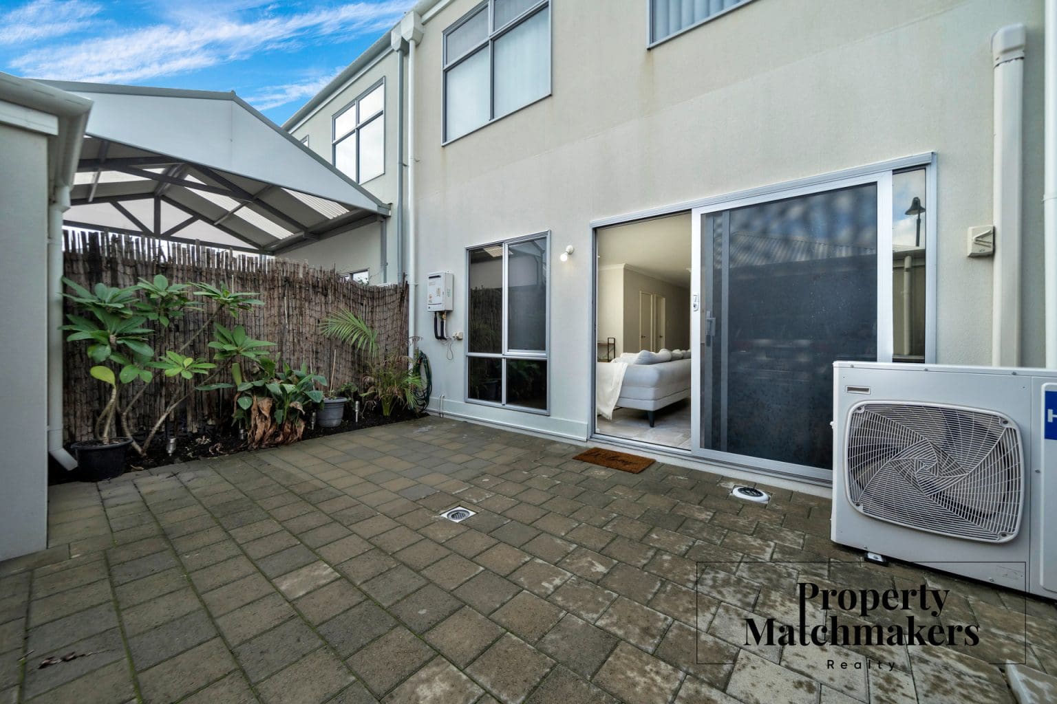 10 Yalmy Street, Brabham, WA 6055 AUS