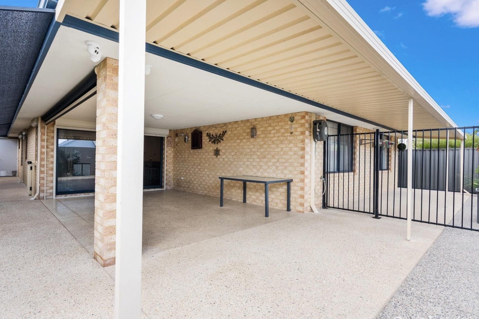 9 Heaton Road, Brabham, WA 6055 AUS