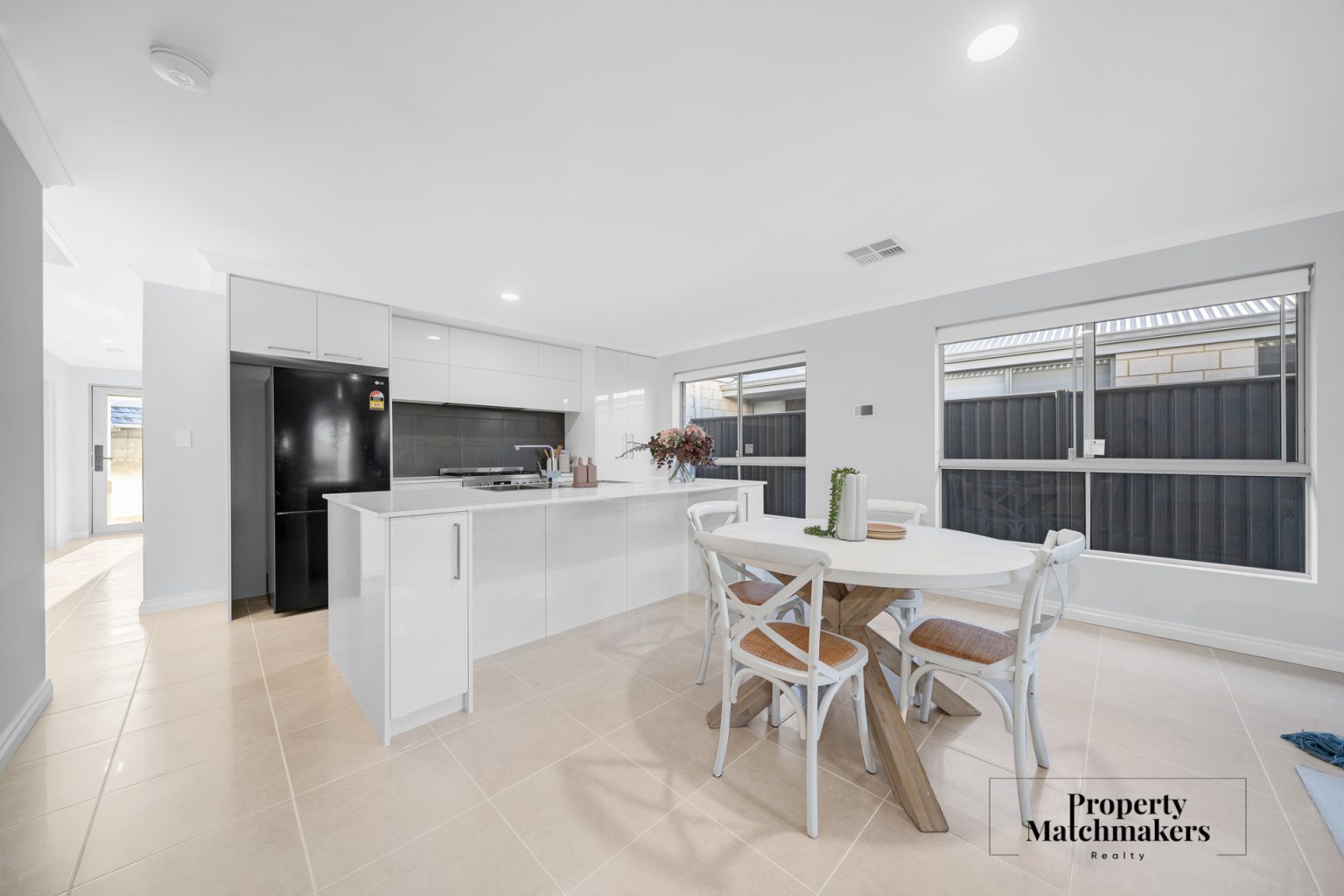 6 Tarot Grove, Baldivis, WA 6171 AUS