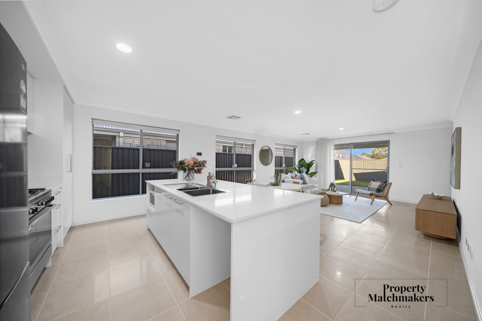 6 Tarot Grove, Baldivis, WA 6171 AUS