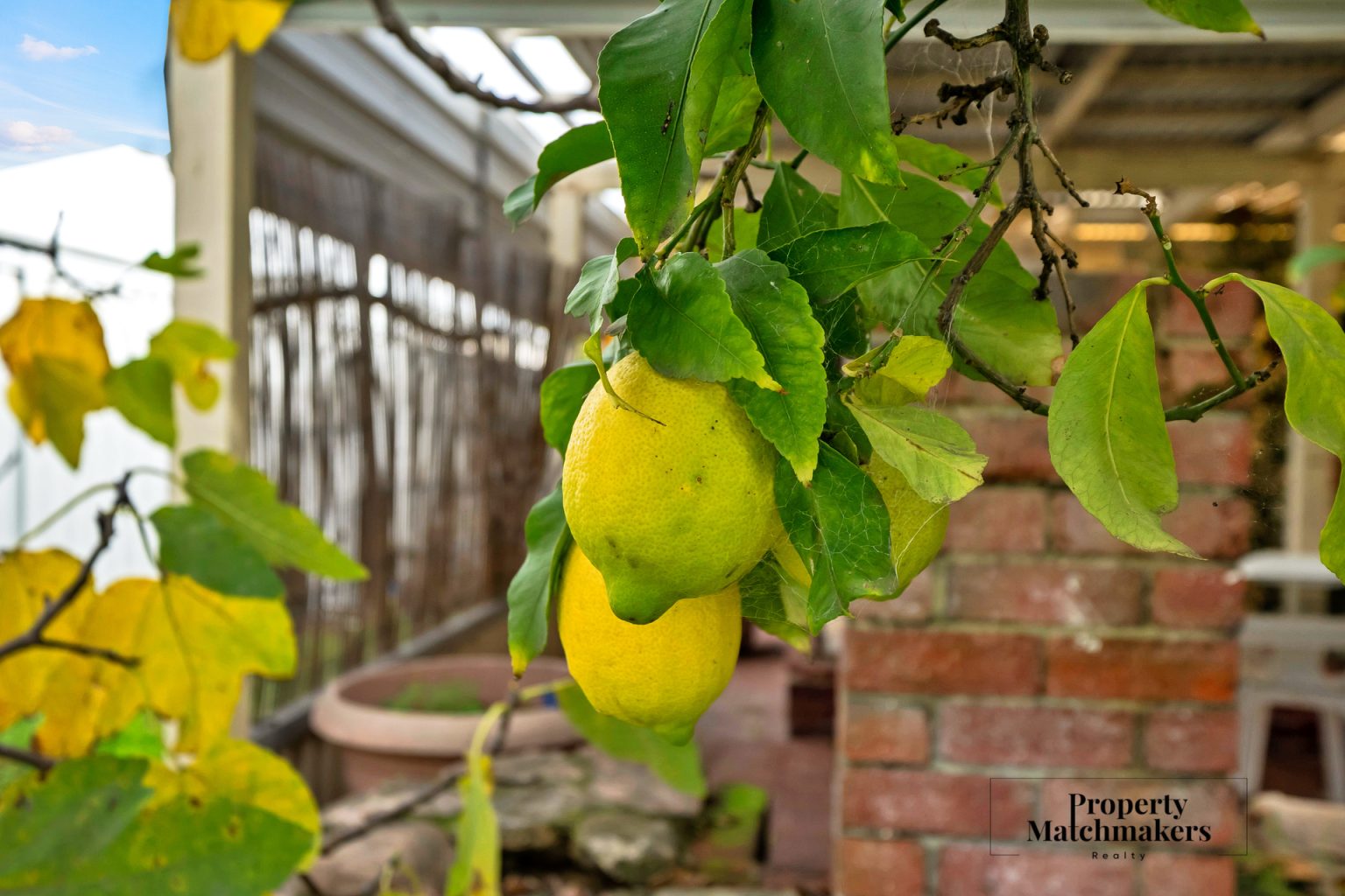 18 Romney Street, Beckenham, WA 6107 AUS