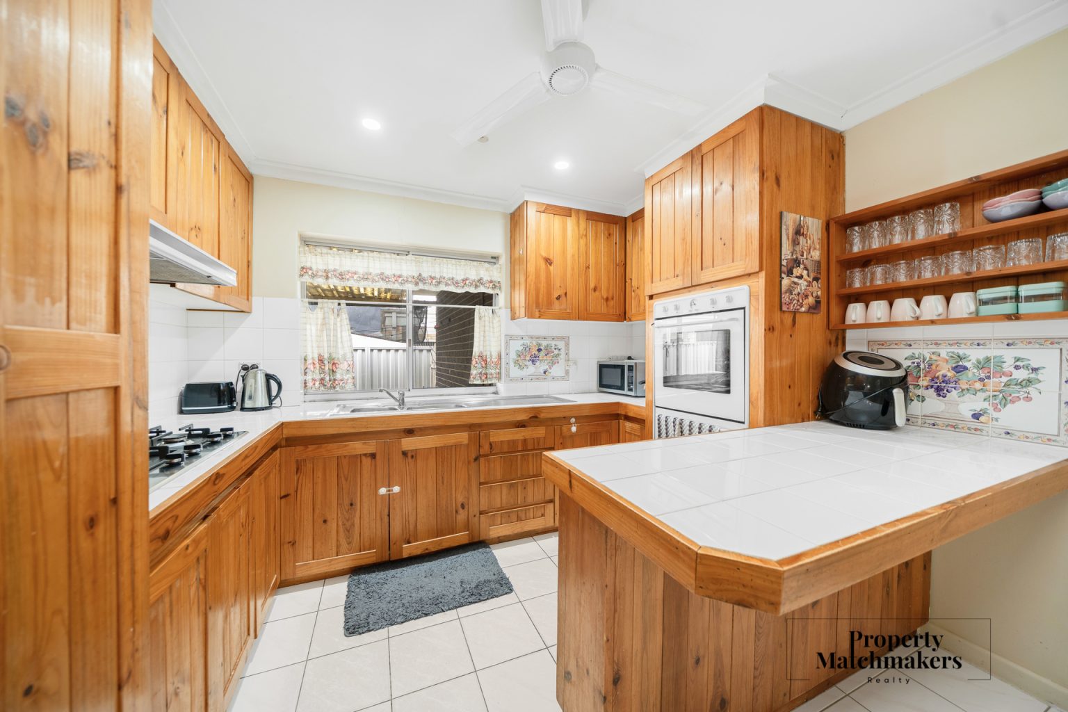 18 Romney Street, Beckenham, WA 6107 AUS