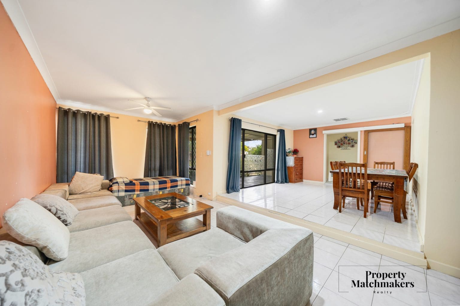 18 Romney Street, Beckenham, WA 6107 AUS