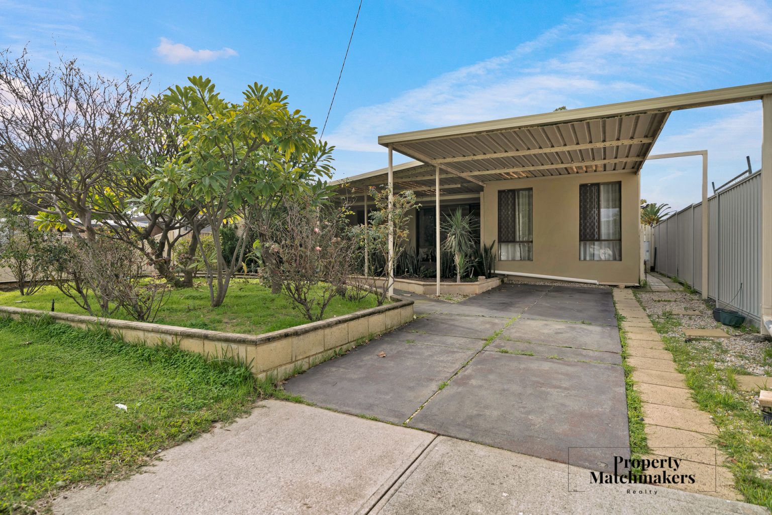 18 Romney Street, Beckenham, WA 6107 AUS